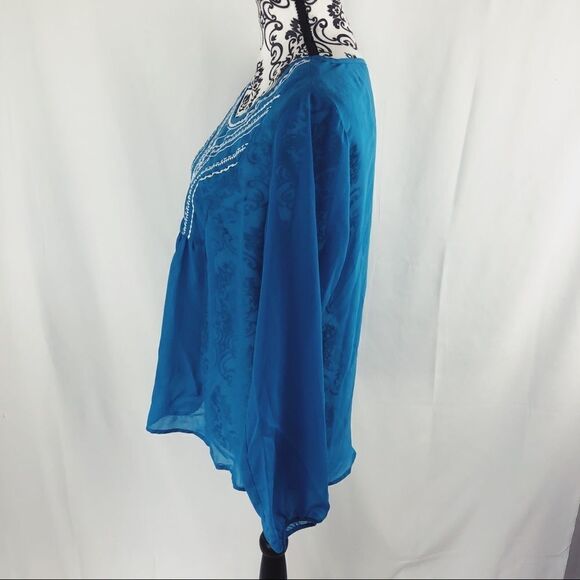 Ariat Sheer Embroidered Babydoll Peasant Top - Picture 6 of 7